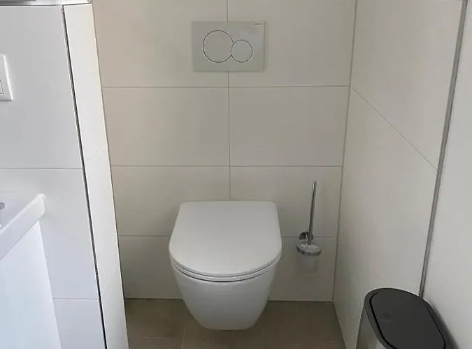 아파트 Appartments Eutiner Seepark 유틴